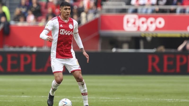 ajax-verwees-bod-van-ruim-zestig-miljoen-op-alvarez-naar-prullenbak