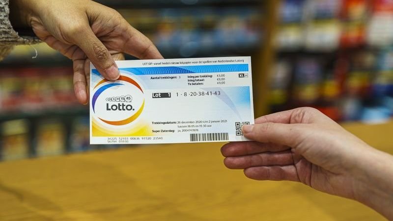 arnhemmer-schrijft-5-7-miljoen-euro-bij-na-winnen-van-lotto-jackpot