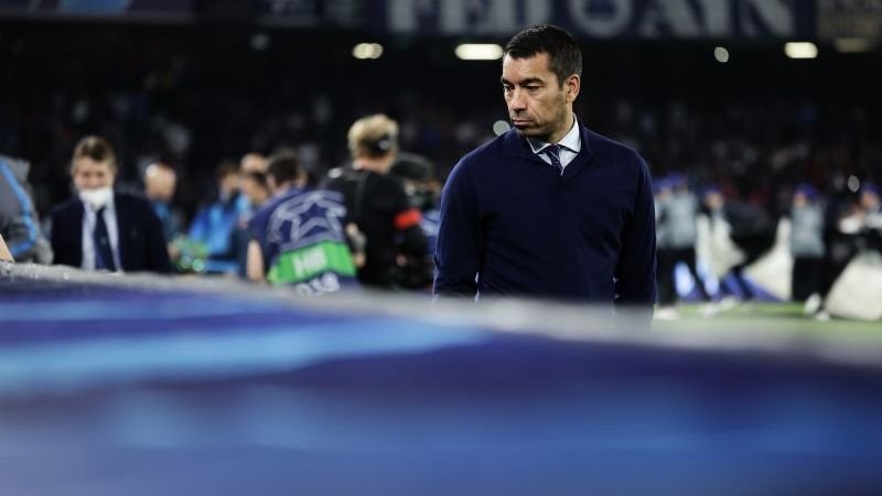 bookies-zien-druk-op-van-bronckhorst-toenemen