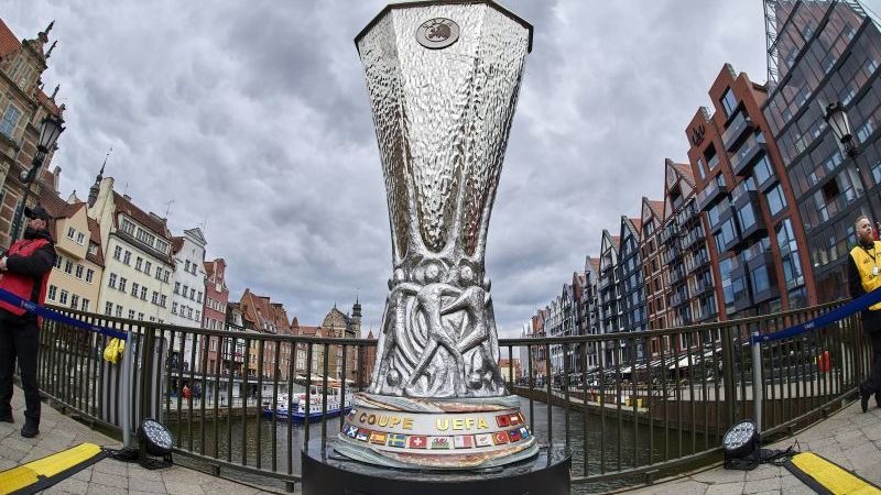 bookmakers-ajax-outsider-voor-winst-europa-league
