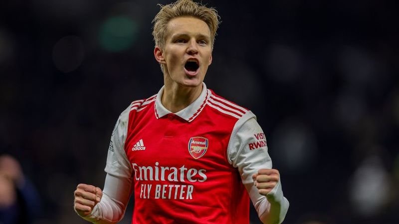 bookmakers-zijn-om-arsenal-grootste-titelkandidaat-in-engeland
