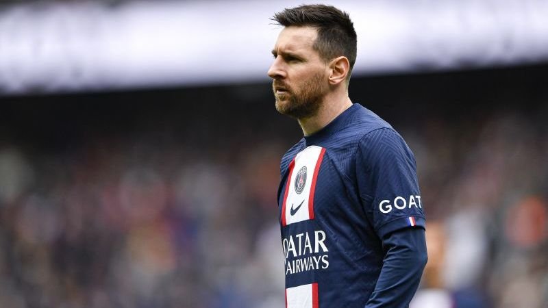 dit-wordt-het-absurde-salaris-van-messi-in-saoedi-arabie