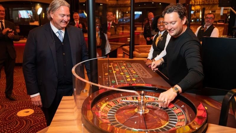 op-deze-datum-gaat-het-holland-casino-weer-open