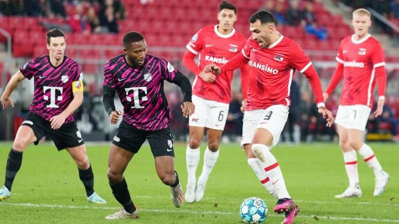 opnieuw-doelpuntenfestijn-bij-az-fc-utrecht-pak-2-80-keer-je-inzet-terug