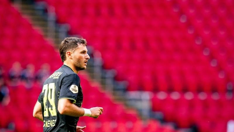 santiago-gimenez-wekt-de-belangstelling-van-borussia-dortmund