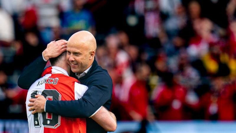 veel-geruchten-rondom-slot-en-tottenham-positief-gesprek