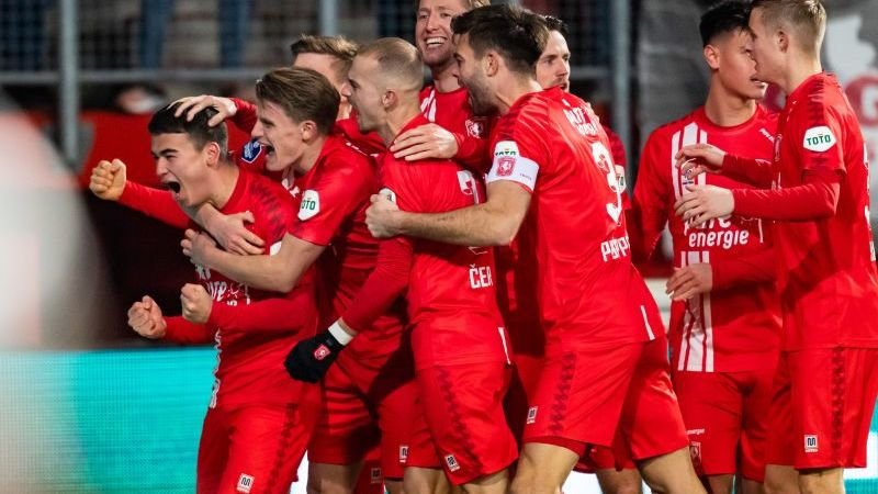 verdubbel-je-inzet-als-fc-twente-eindelijk-weer-eens-een-uitwedstrijd-wint